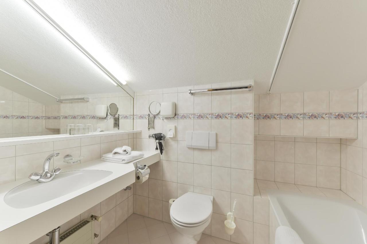 Hotel Haus Wallis Lech am Arlberg Zimmer foto