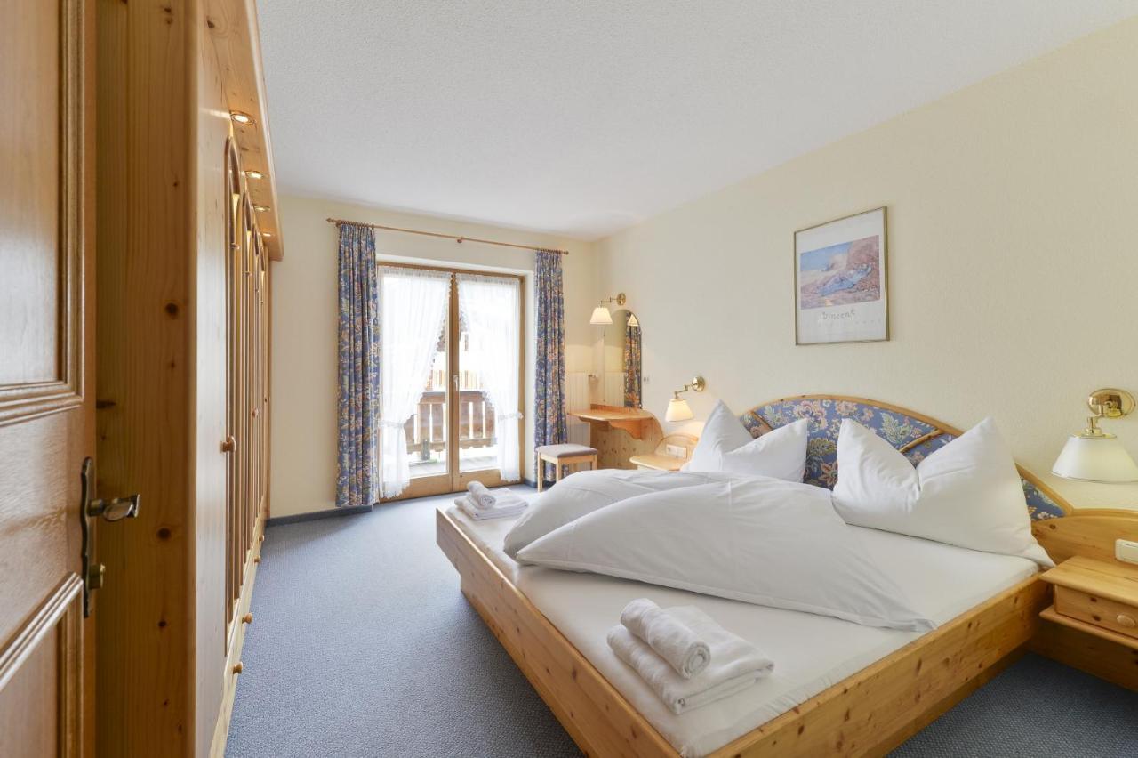 Hotel Haus Wallis Lech am Arlberg Zimmer foto