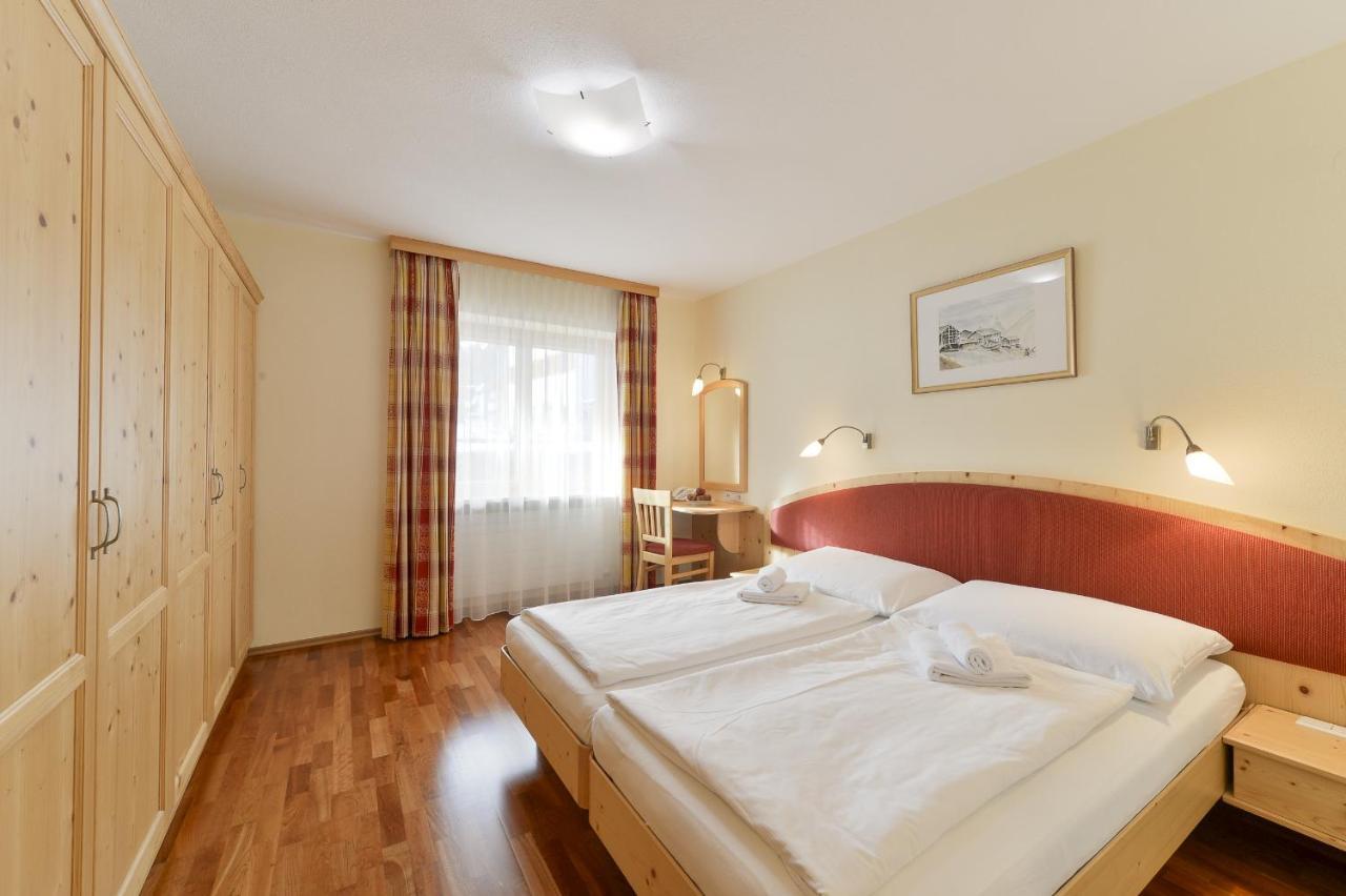 Hotel Haus Wallis Lech am Arlberg Zimmer foto